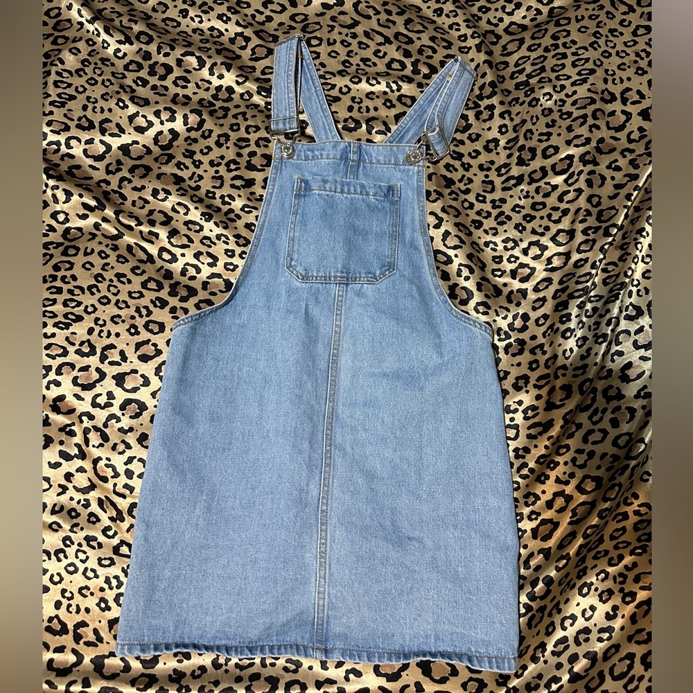 Forever 21 overall dress